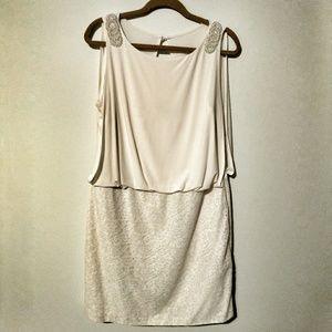 Dress - Off-white knee-length dress